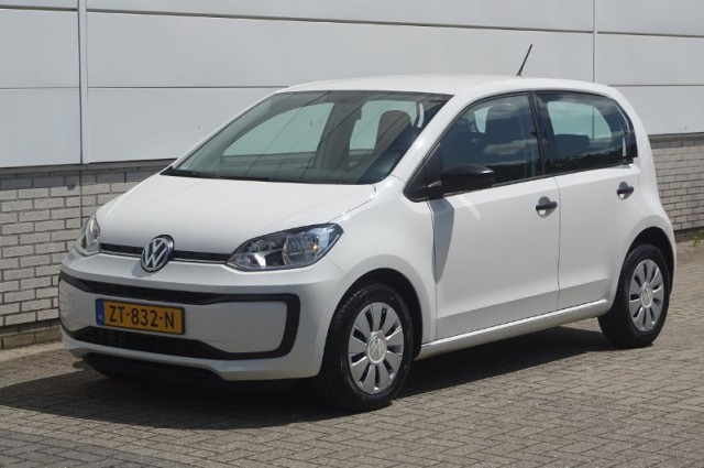 Private Lease nu als outlet aanbieding extra voordelig deze Volkswagen up! 1.0 take up! 44kW (ZT-832-N) van IKRIJ.nl vanaf €209 per maand