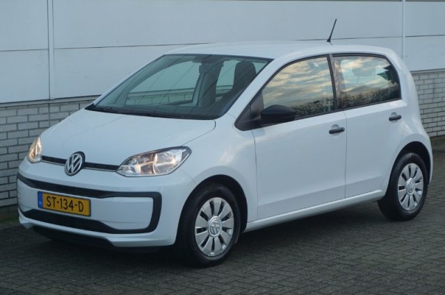 Private Lease nu als outlet aanbieding extra voordelig deze Volkswagen up! 1.0 take up! 44kW (ST-134-D) van IKRIJ.nl vanaf €219 per maand