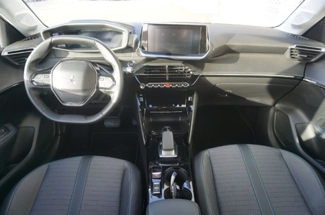 Peugeot 208 50kWh ev 1 fase allure premiere 100kW aut (J-640-BR)
