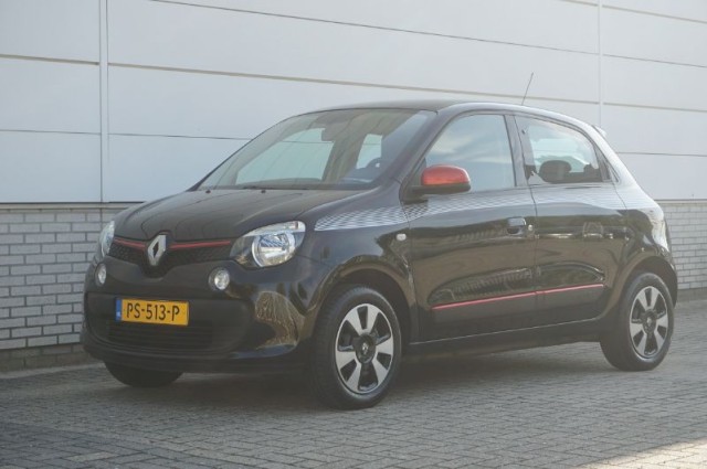 Private Lease nu als outlet aanbieding extra voordelig deze Renault Twingo 1.0sce collection 52kW (PS-513-P) van IKRIJ.nl vanaf €199 per maand
