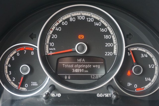 Volkswagen up! 1.0 move up! 44kW (SG-002-D)